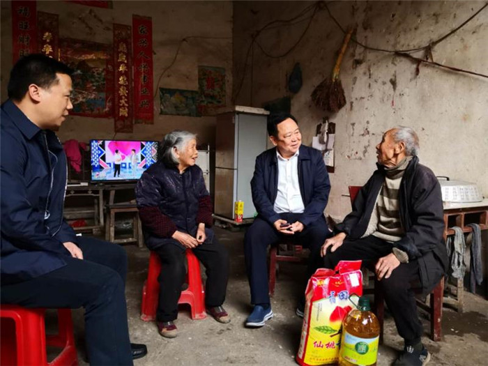 道县:全县脱贫攻坚问题整改交办会召开